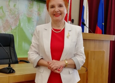 Автор курсов по повышению квалификации руководителей и собственников бизнеса.
